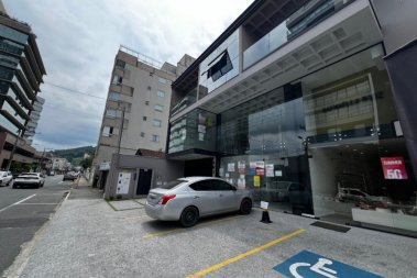 SALA COMERCIAL NO BAIRRO CENTRO