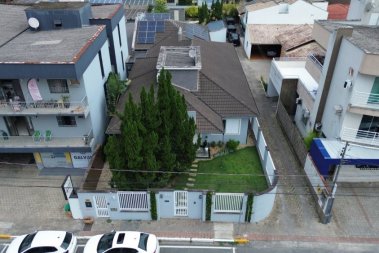 Casa Comercial no bairro Centro 